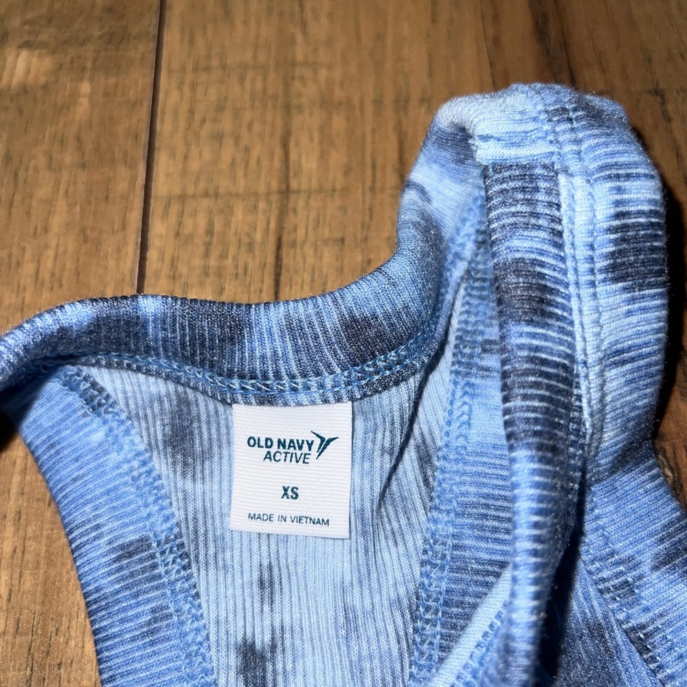 blue tank top - Picture 3 of 3